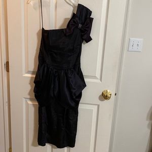 Diamond’s Run women’s black dress, size 9/10. Dry clean only.